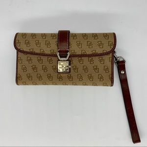 Dooney and Bourke  Wallet